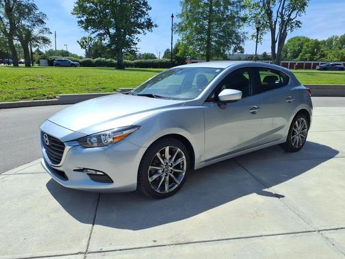 Sonic Silver Metallic 2018 Mazda Mazda3 Touring