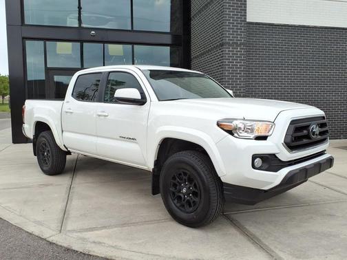 Super White 2021 Toyota Tacoma SR5