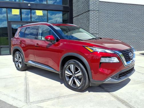 2022 Nissan Rogue SL