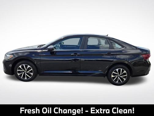 Deep Black Pearl 2024 Volkswagen Jetta 1.5T S