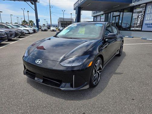 2023 Hyundai IONIQ 6 SE