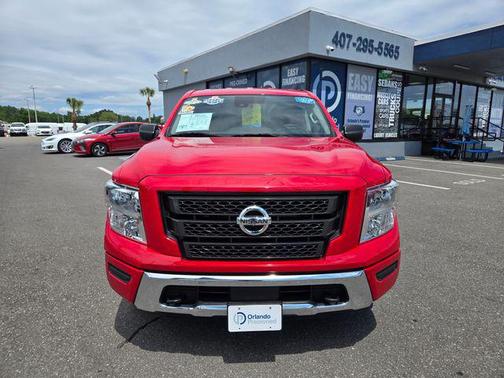 2022 Nissan Titan SV