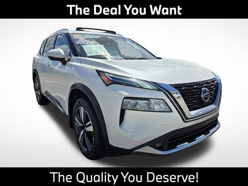 Pearl White Tricoat 2021 Nissan Rogue Platinum