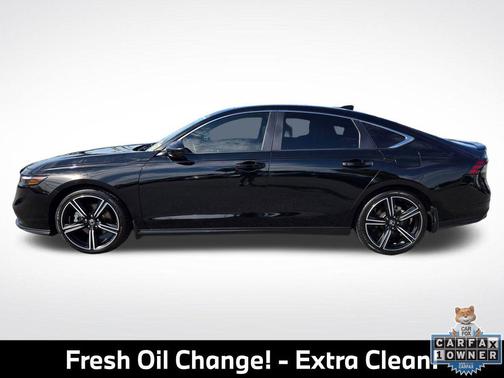 Crystal Black Pearl 2023 Honda Accord Hybrid Sport