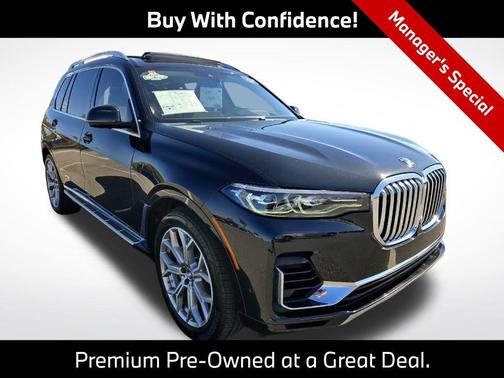 Black Sapphire Metallic 2020 BMW X7 xDrive40i