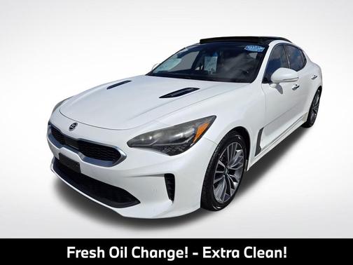 Snow White Pearl 2019 Kia Stinger Premium