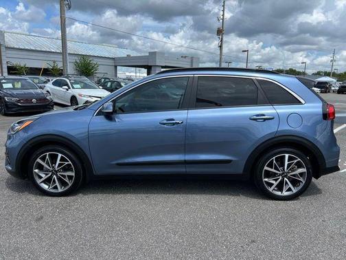 2020 Kia Niro Touring SE