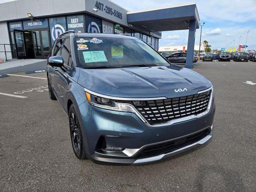 2024 Kia Carnival SX