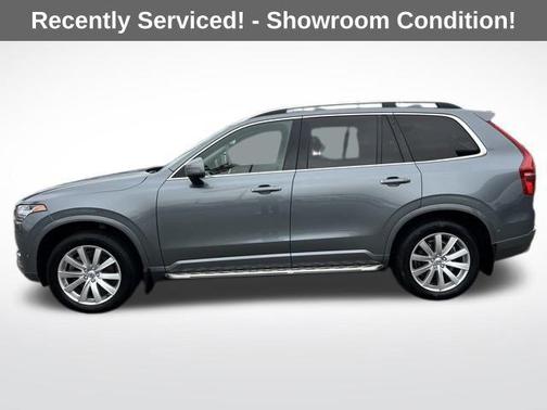 2019 Volvo XC90 T6 Momentum