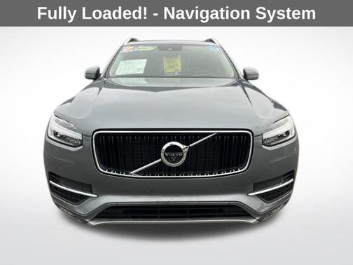 2019 Volvo XC90 T6 Momentum