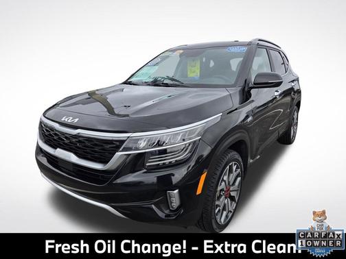 Cherry Black 2023 Kia Seltos SX Turbo