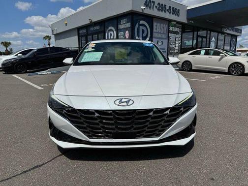 2021 Hyundai ELANTRA Limited