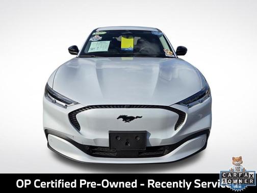 Space White Metallic 2023 Ford Mustang Mach-E Select