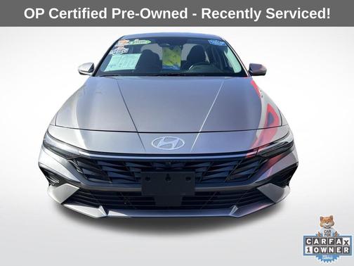 Fluid Metal 2024 Hyundai ELANTRA Limited