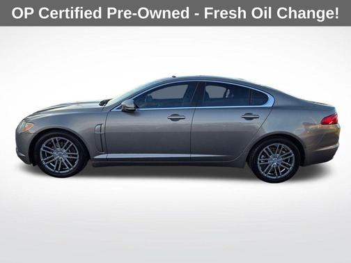 2010 Jaguar XF Luxury