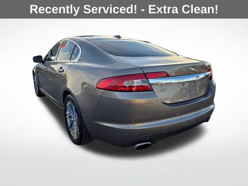 2010 Jaguar XF Luxury