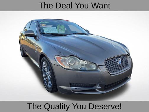 2010 Jaguar XF Luxury