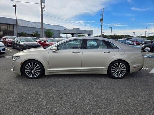 2017 Lincoln MKZ Hybrid Select