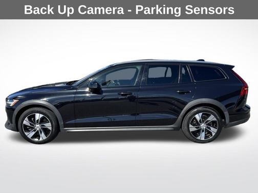 2020 Volvo V60 Cross Country T5