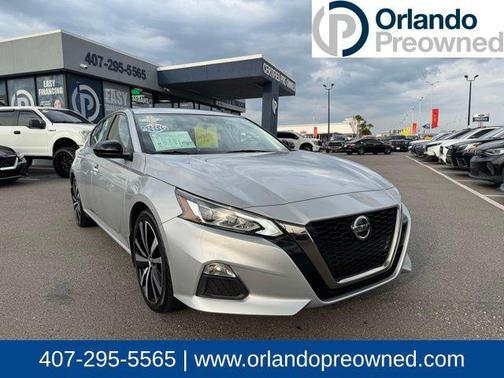 2022 Nissan Altima SR FWD