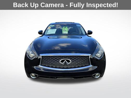 2017 INFINITI QX70 Base