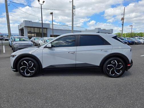 2023 Hyundai IONIQ 5 SE