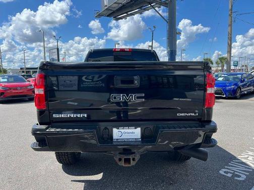 2018 GMC Sierra 2500 Denali