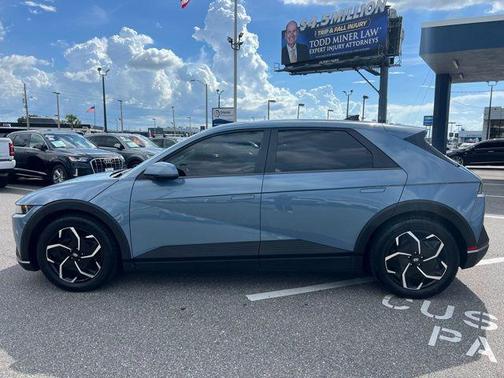 2022 Hyundai IONIQ 5 SEL