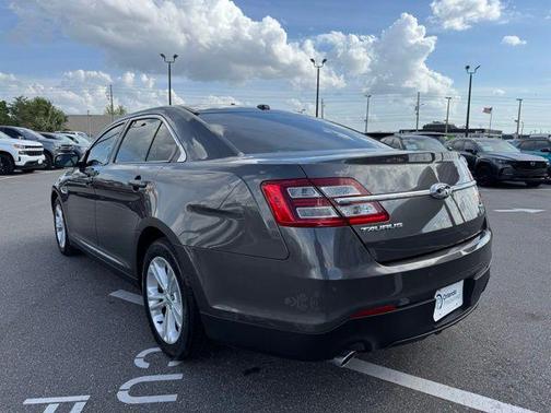 2019 Ford Taurus SEL