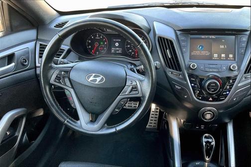 2016 Hyundai Veloster Turbo