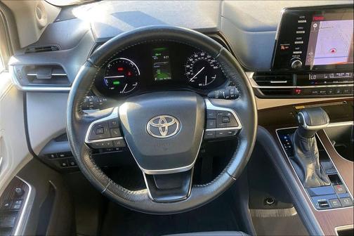 2021 Toyota Sienna XLE 7 Passenger