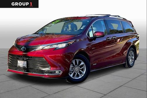 2021 Toyota Sienna XLE 7 Passenger