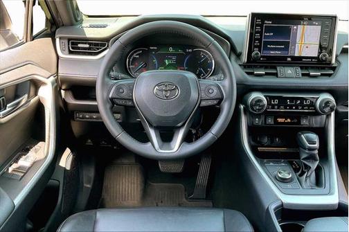 2021 Toyota RAV4 Hybrid SE