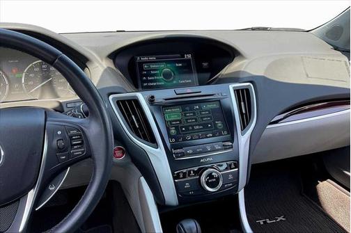 2017 Acura TLX w/Technology Package