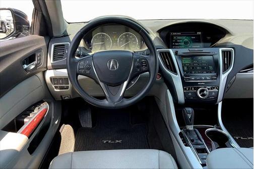 2017 Acura TLX w/Technology Package