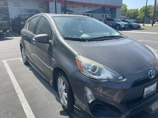 2017 Toyota Prius c Three