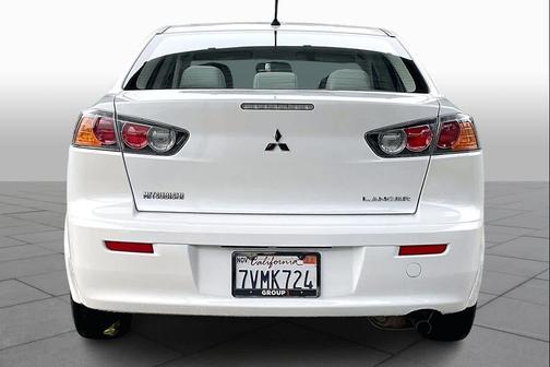 2016 Mitsubishi Lancer ES