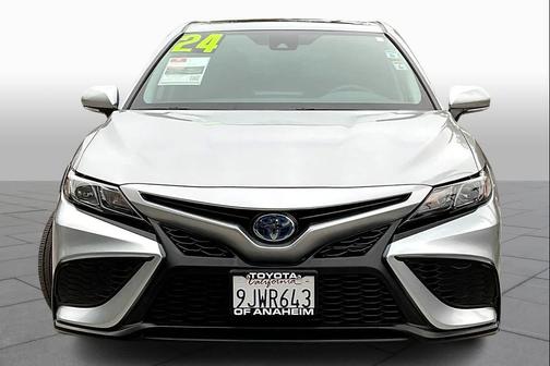2024 Toyota Camry Hybrid SE