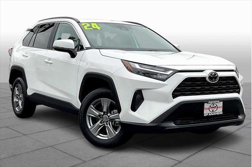 2024 Toyota RAV4 XLE