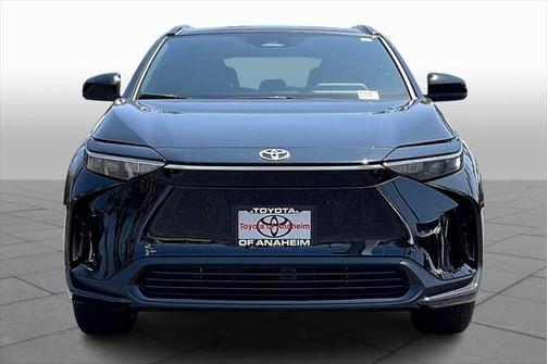2025 Toyota bZ4X XLE