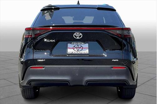 2025 Toyota bZ4X XLE