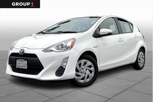 2016 Toyota Prius c One