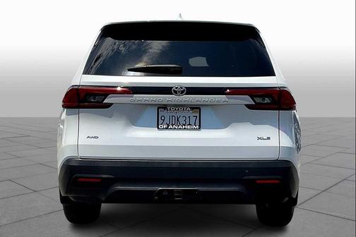 2024 Toyota Grand Highlander XLE