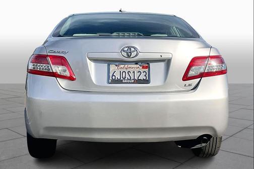 2010 Toyota Camry LE