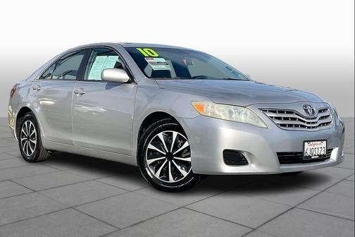 2010 Toyota Camry LE