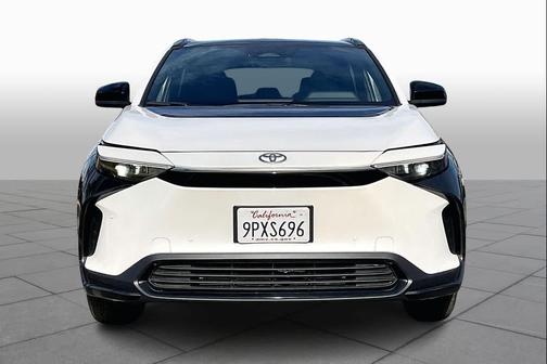 2024 Toyota bZ4X XLE