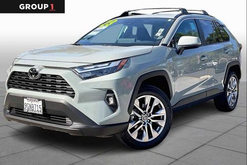 2023 Toyota RAV4 XLE Premium