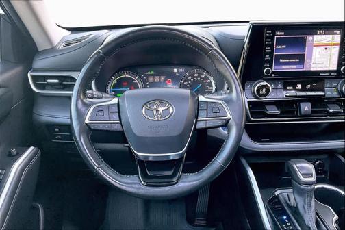 2021 Toyota Highlander Hybrid XLE