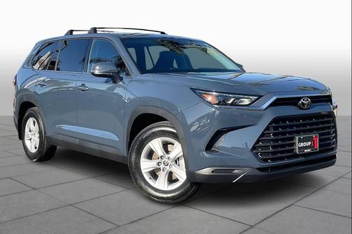 2026 Toyota Highlander LE
