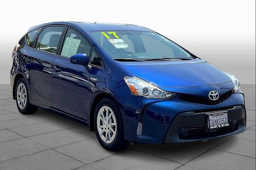 2017 Toyota Prius v Four